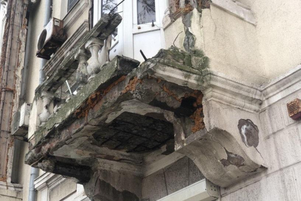 В центре Новороссийска объект культурного наследия будет разрушаться еще 2 года В центре Новороссийска объект культурного наследия будет разрушаться еще 2 года